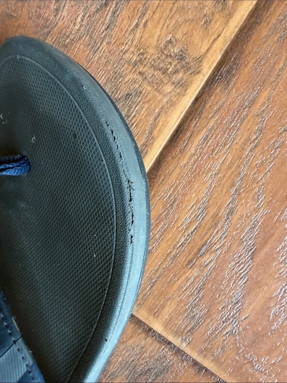 Reef Men’s Navy Flip Flops with Yellow Trim